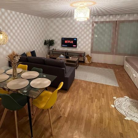Paris-Montrouge Magnifique Appartement 3 Pieces De 75M2 Avec Parking - Tres Cosy Pour 1 - 8 Personnes Refait A Neuf -Entire Apartment Luxurious And Warm -Montrouge Paris 14Eme - Proche Aeroport Orly Parc Expositions Porte De Versailles Free Wifi Grat 外观 照片