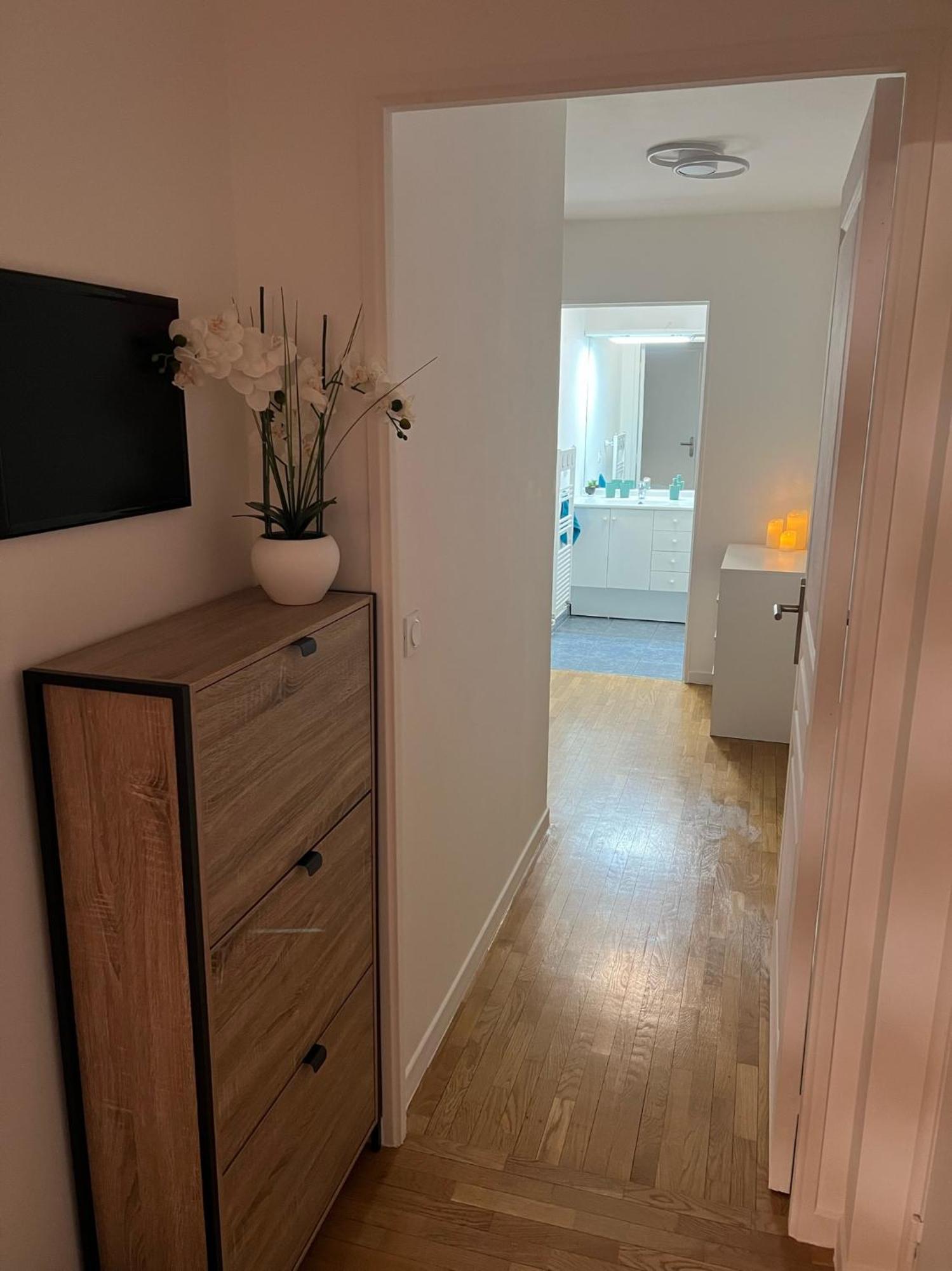 Paris-Montrouge Magnifique Appartement 3 Pieces De 75M2 Avec Parking - Tres Cosy Pour 1 - 8 Personnes Refait A Neuf -Entire Apartment Luxurious And Warm -Montrouge Paris 14Eme - Proche Aeroport Orly Parc Expositions Porte De Versailles Free Wifi Grat 外观 照片